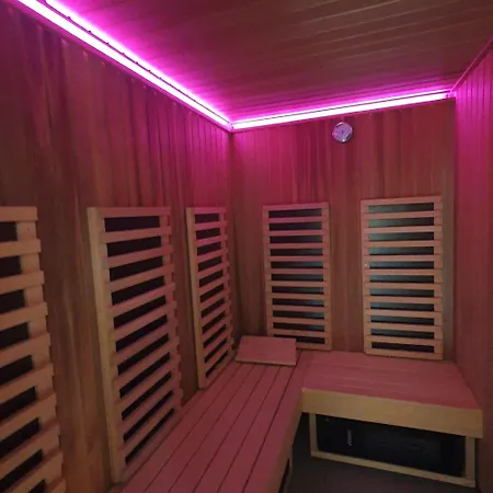 شقة N&b Gory, Spa, Basen I Jacuzzi *